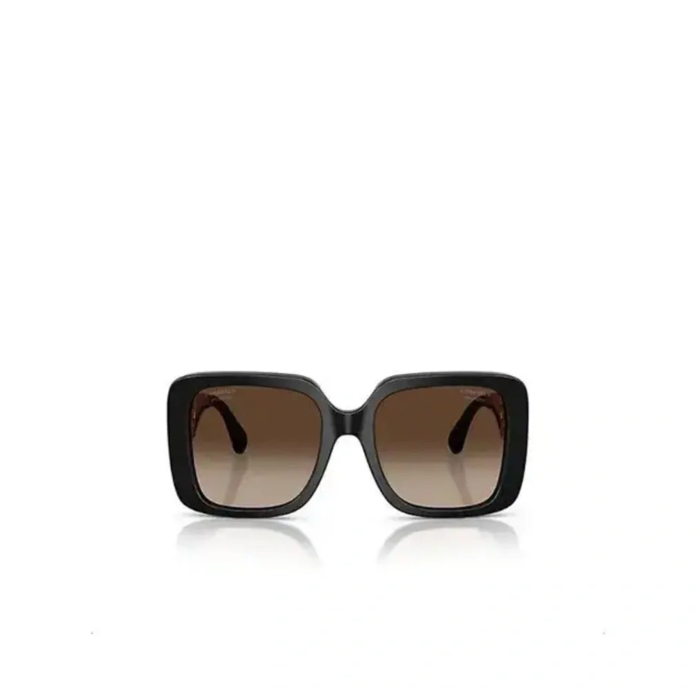 Unisex Chanel polarized Black and Gold square Sunglasses - Picture 2 of 4